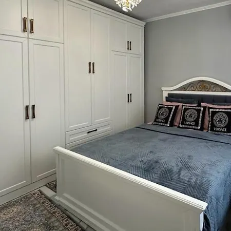 Luxury Hosting In